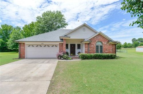 409 Tiffany Dr, Central City, AR 72941