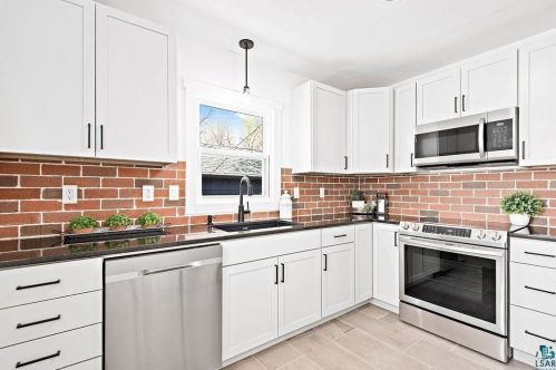4501 Dodge St, Duluth MN  55804-1514 exterior