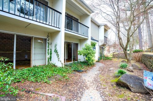 285-6 Chelsea Cir, Newtown Square PA  19073-2104 exterior