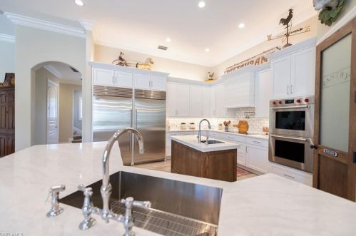 6610 Sable Ridge Ln, Naples FL  34109-0526 exterior