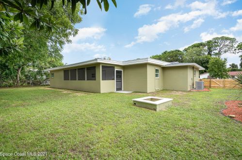 1890 White Sands Dr, Titusville FL  32780-4652 exterior