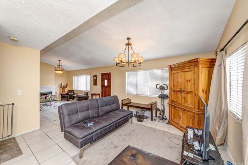 4212 161st St, Lawndale CA  90260-2733 exterior