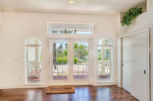 1450 Sand Castle Rd, Sanibel FL  33957-3623 exterior