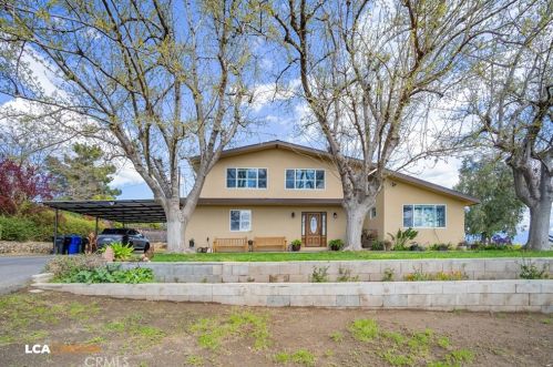 912 Edison Rd, Bakersfield, CA 93307-9139