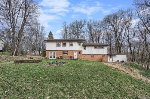 20 Mockingbird Ln, Washingtonville NY  10992-1711 exterior