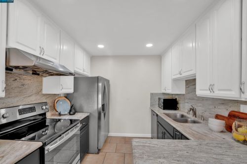 3043 Fostoria Cir, Danville CA  94526-5562 exterior