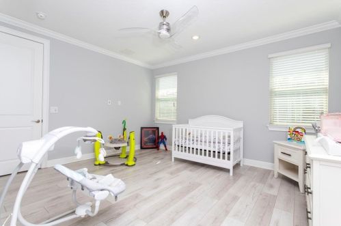 8035 Chilton Dr, Orlando FL 32836 exterior