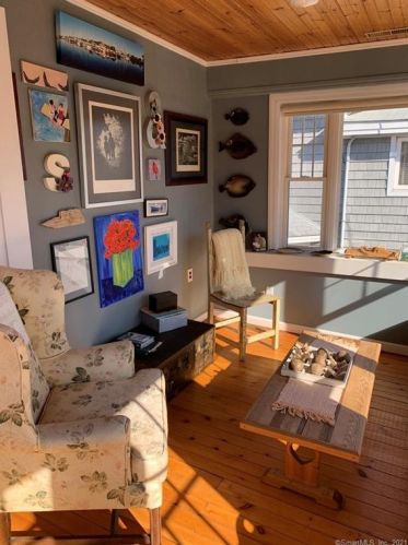 9 Grant St, Milford CT 06460-5311 exterior