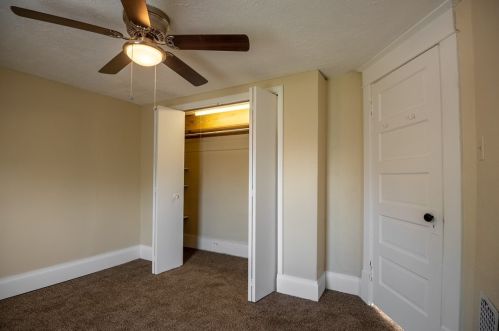 1231 Negley St, Hermitage PA  16121-1728 exterior