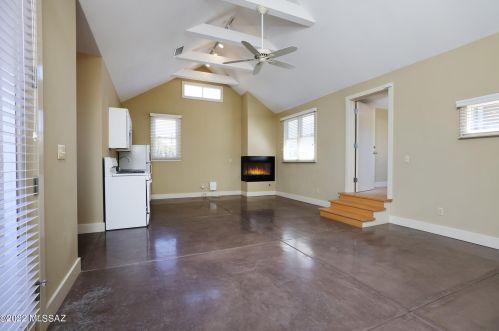 1042 3 Ave, Tucson AZ  85705-7472 exterior