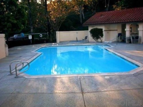 4090 Rosenda Ct, San Diego, CA 92122-1951
