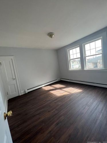 111 Spring St, Bridgeport CT  06608-1144 exterior
