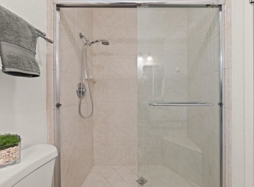 858 La Barbera Dr, San Jose CA  95126-3931 exterior