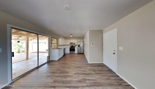 5635 Ironwood Dr, Glendale, AZ 85302-2120