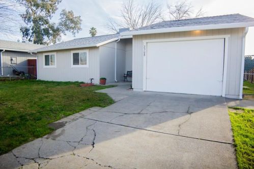 2308 Mortensen Ct, Elverta, CA 95626-9733