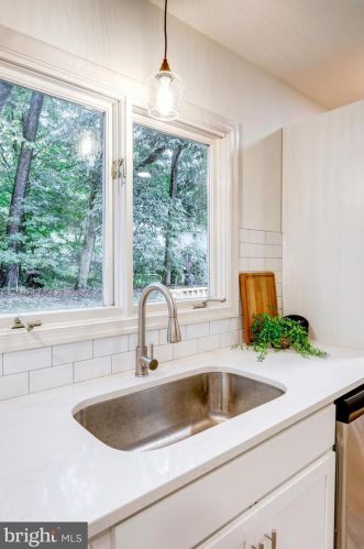 145 Ridings Way, Lancaster PA  17601-1707 exterior