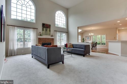 5594 Tucson Ct, Haymarket VA  20169-3145 exterior