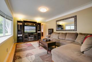 11906 Bradford Rd, Hopkins, MN 55343-8850