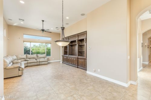 5421 Milton Dr, Cave Creek AZ  85331-2452 exterior