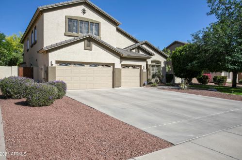 3125 Birch St, Gilbert, AZ 85295-1486