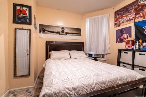 312 169th St, Bronx NY  10452-7701 exterior