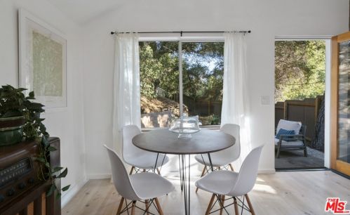 328 Topanga Canyon Blvd, Topanga CA  90290-3838 exterior