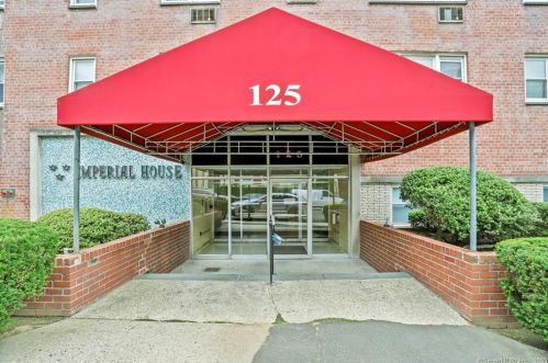 125 Prospect St, Stamford CT  06901-1206 exterior