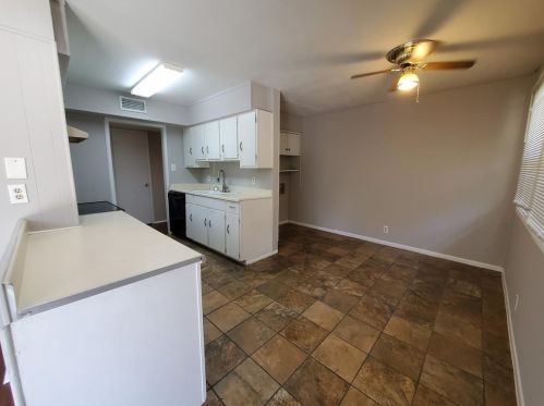 829 Loganwood Ave, Richardson TX  75080-3036 exterior