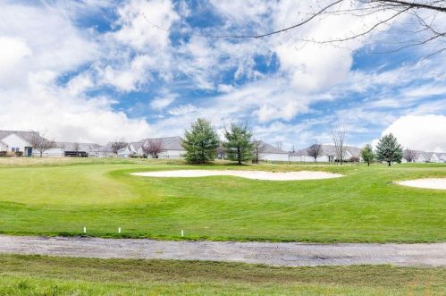 213 Pebble Creek Dr, Pataskala OH  43062-8945 exterior