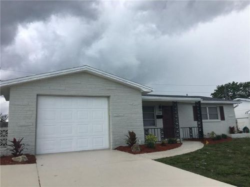 3539 Brompton Dr, Tarpon Springs, FL 34691-4902