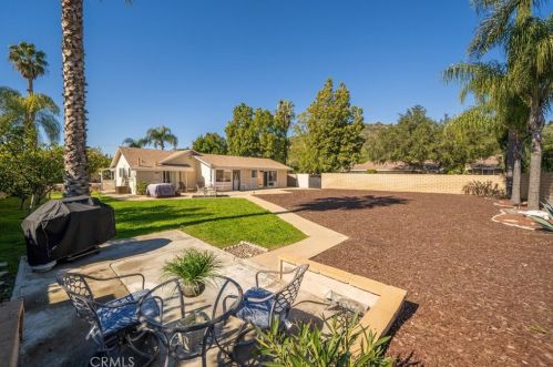 902 Shady Ln, Glendora CA  91740-5395 exterior