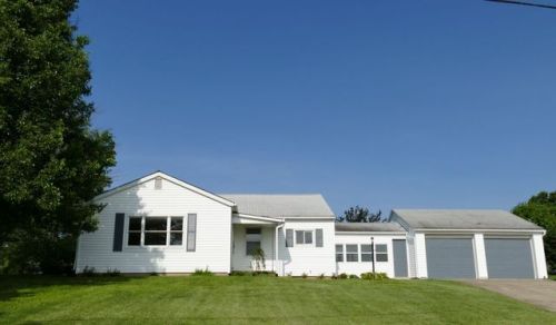 2961 Pleasant Hill Rd, Shade, OH 45701-8991