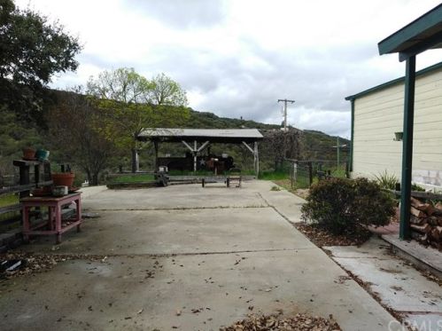70602 Jolon Rd, Lake Nacimiento, CA 93426-9475