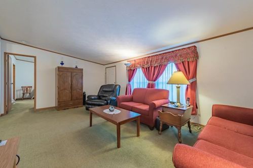 902 Crawford Ave, South Connellsville PA  15425-2406 exterior