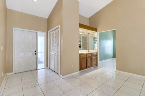 1374 Foxfire Ln, Naples, FL 34104-4981