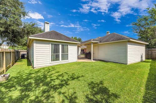 4902 Lk Catherine Ct, Richmond TX 77407-7990 exterior