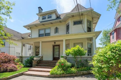 132 Primrose Ave, Mount Vernon, NY 10552-3047