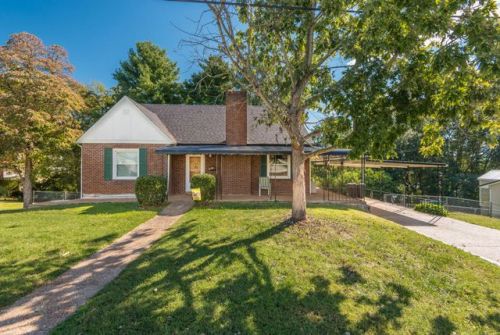 201 Price St, Sweetwater, TN 37874-2216