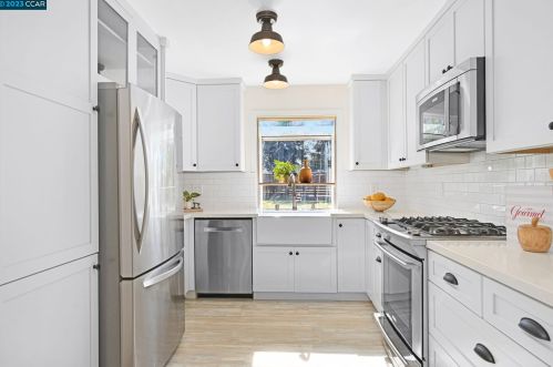 4375 Dorset Ct, Concord, CA 94521-4220