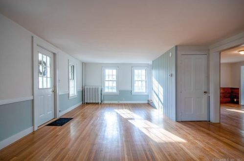 28 Granby Rd, Granby CT  06035-2100 exterior