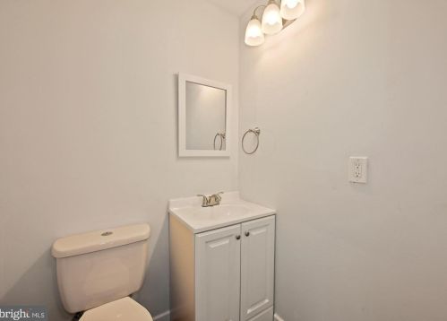 12 Poplar St, Swedesboro NJ  08085-1228 exterior