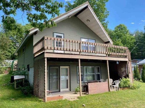 11851 Arrick Ln, Suring, WI 54174-8909