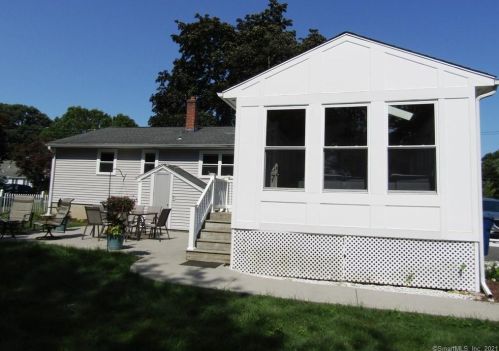 35 Prospect St, Lyme CT  06371-2027 exterior