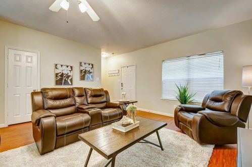 3810 Cloudbluff Ln, Richmond TX  77469-4117 exterior