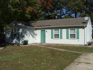 14226 Deloice Cres, Newport News VA  23602-4061 exterior