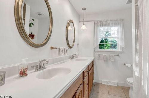 1751 Circle Dr, Martinsville NJ  08836-2148 exterior