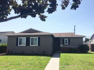 6116 South St, Lakewood, CA 90713-1314
