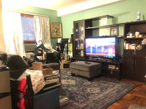 1595 Odell St, Bronx, NY 10462-7001