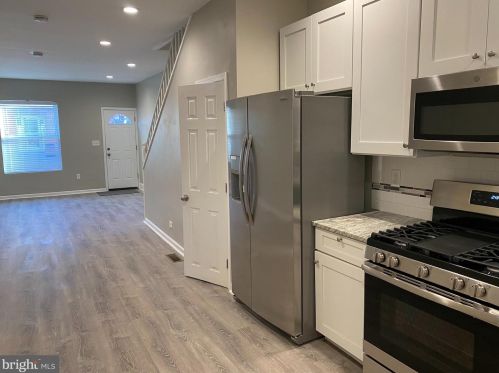 2017 Emily St, Philadelphia PA  19145-2822 exterior