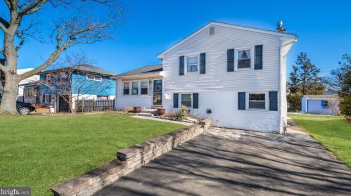 525 Poplar St, Lansdale, PA 19446-1918